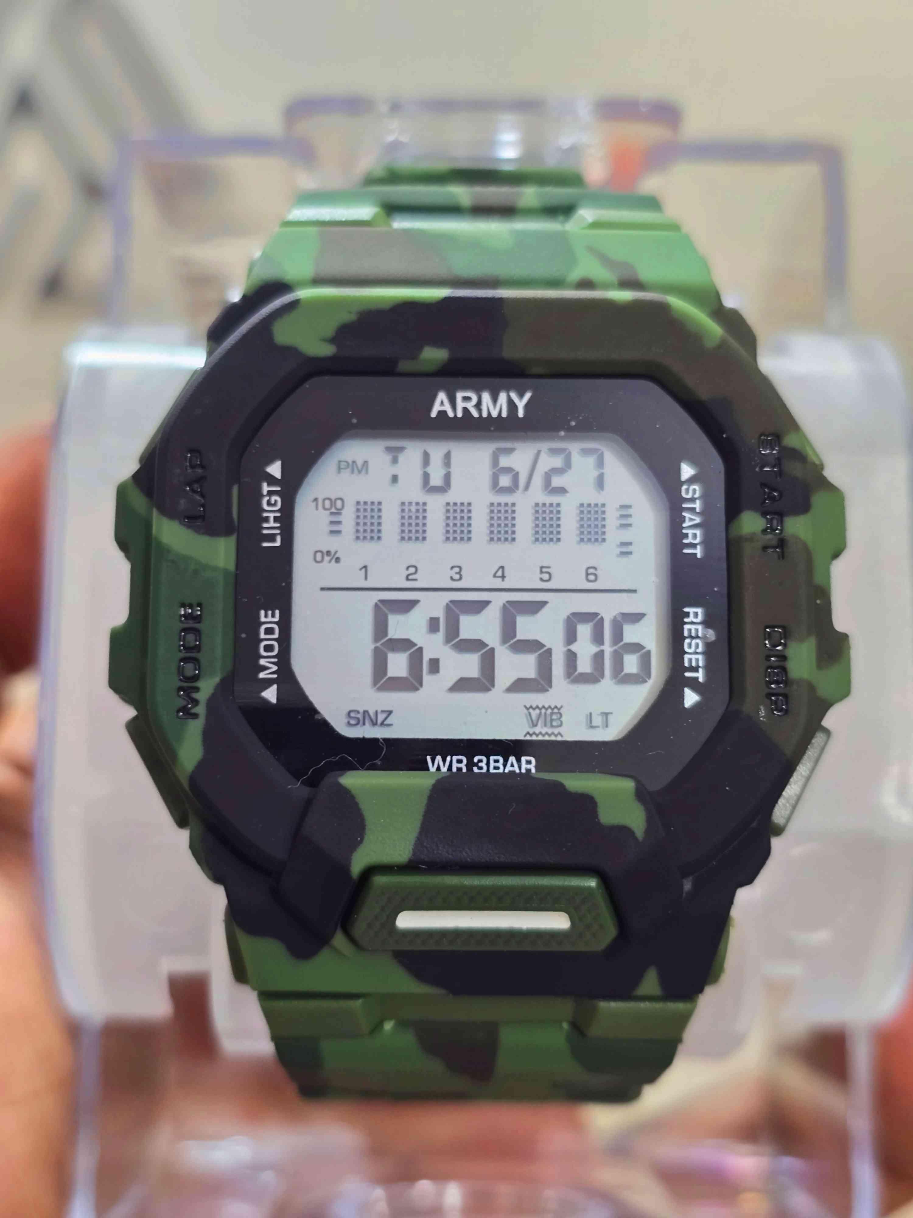 ARMY ডিজিটাল স্পোর্টস ওয়াচ (Camouflage Edition)  Model: WR 3BAR | Style: Military / Army Look | Color: Green Camouflage